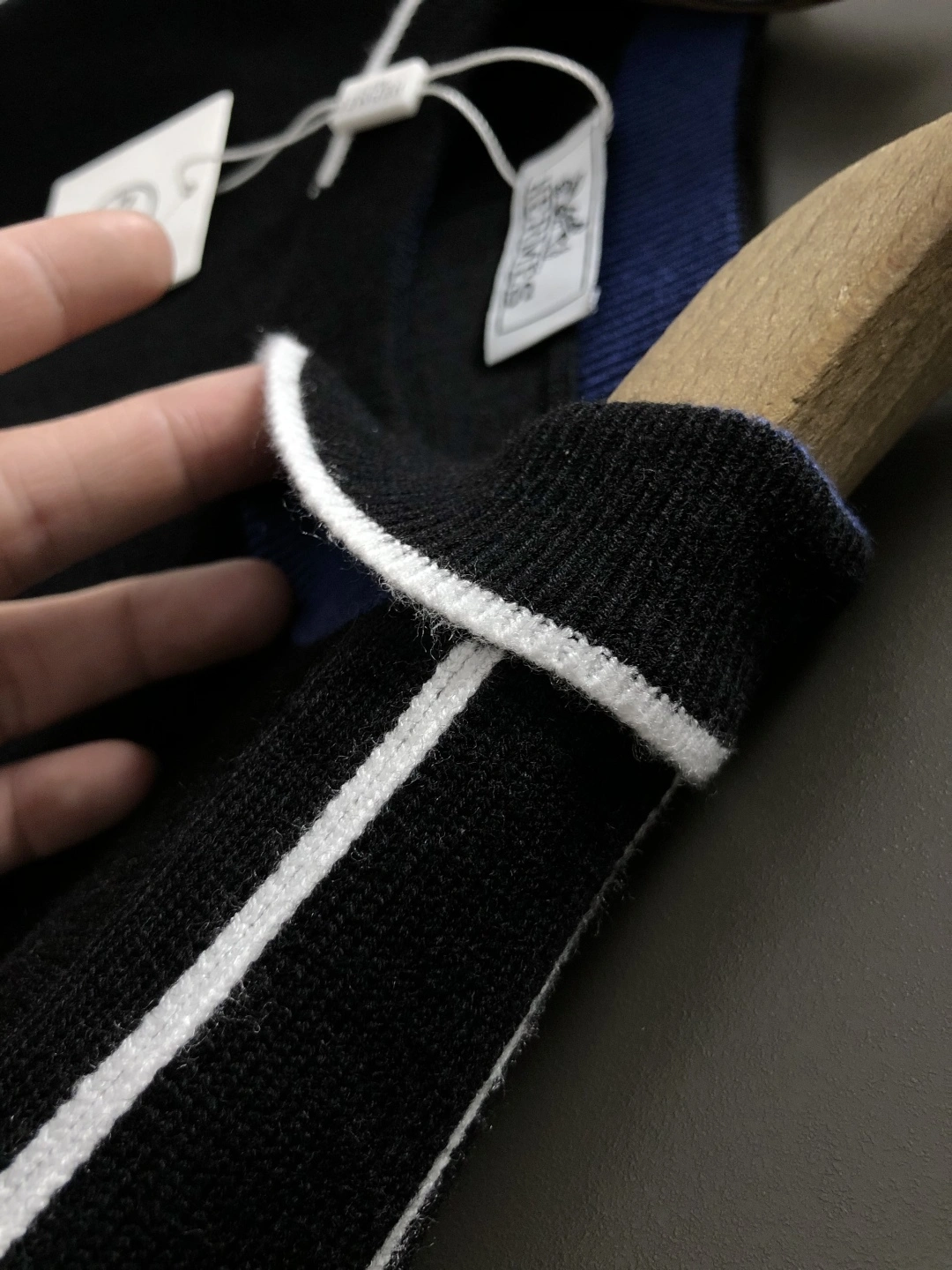 wg.luxury- H5r75s wool 2colour item:E-F443J0736-2H